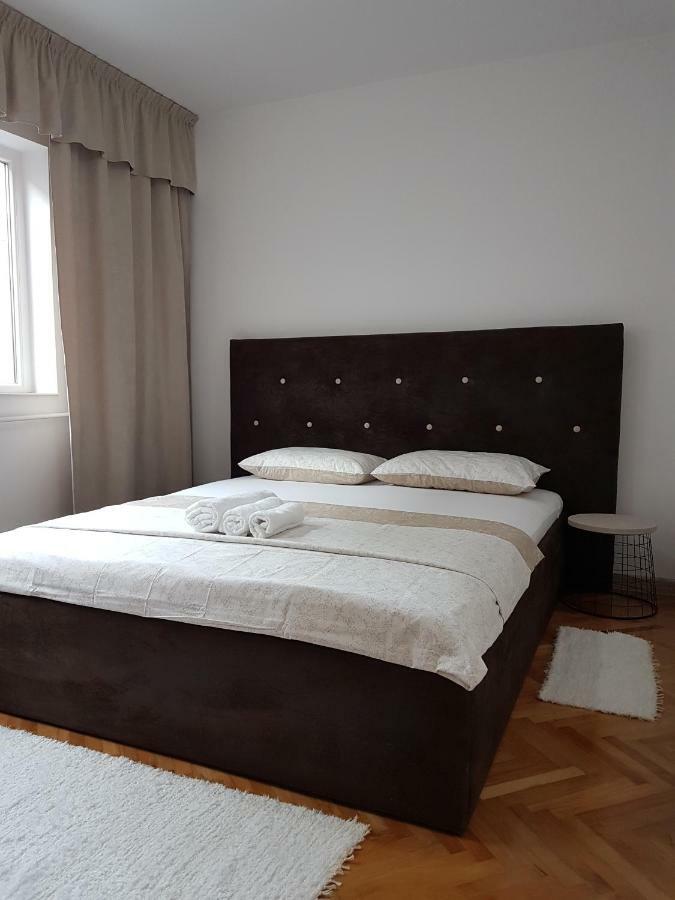 Tania Apartament Oradea Eksteriør bilde