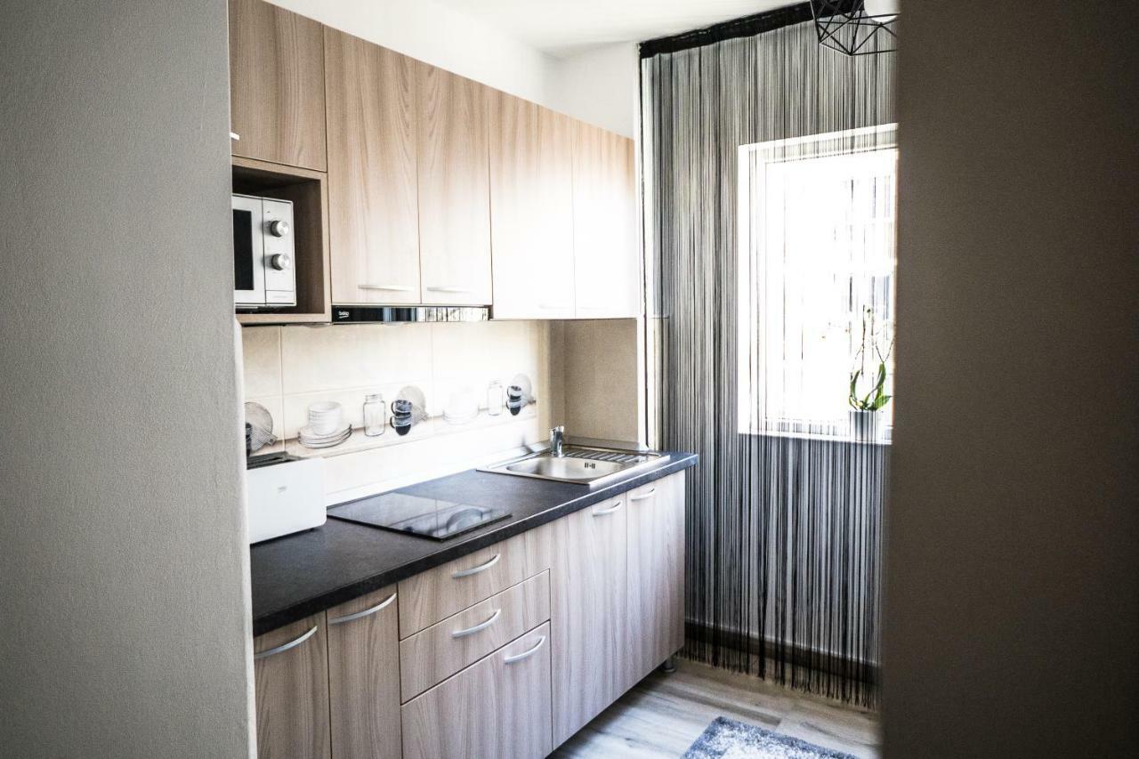 Tania Apartament Oradea Eksteriør bilde