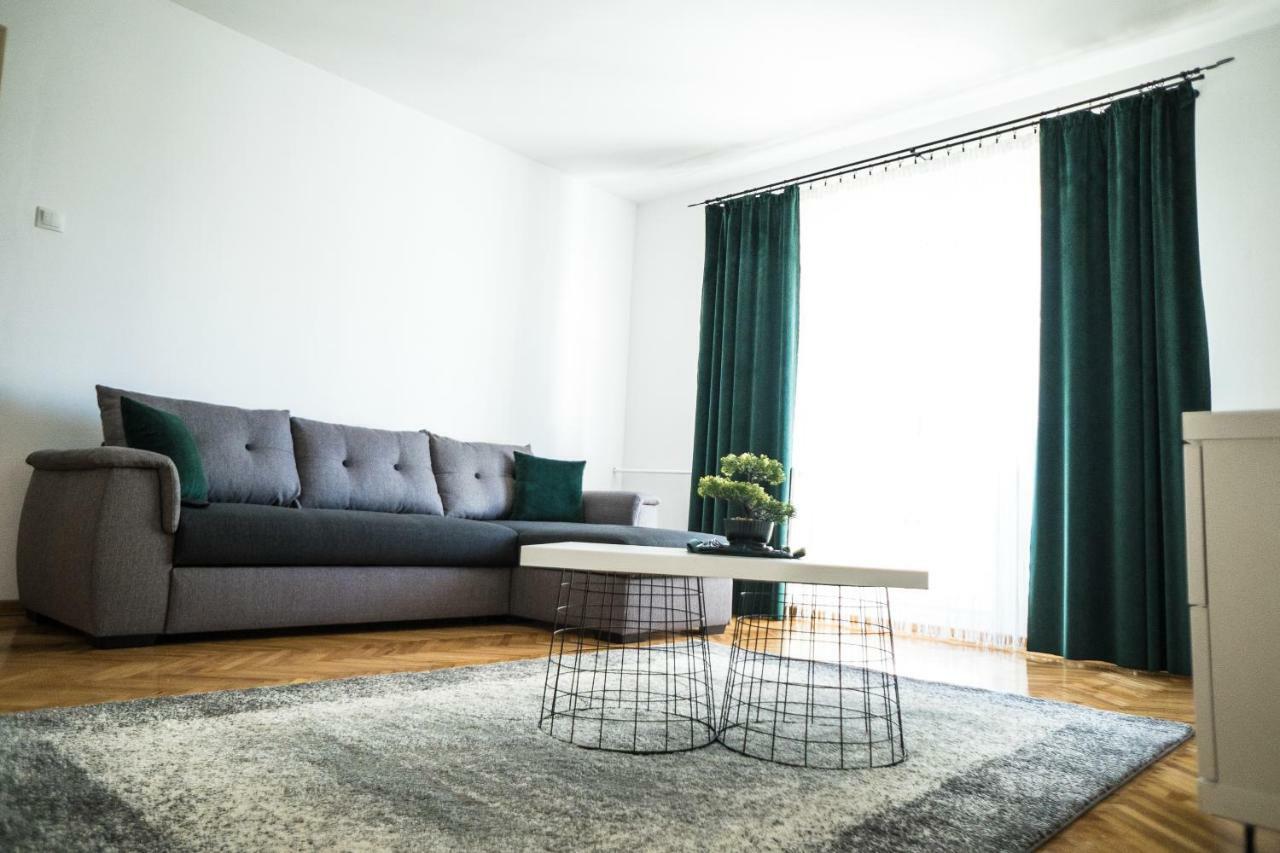Tania Apartament Oradea Eksteriør bilde