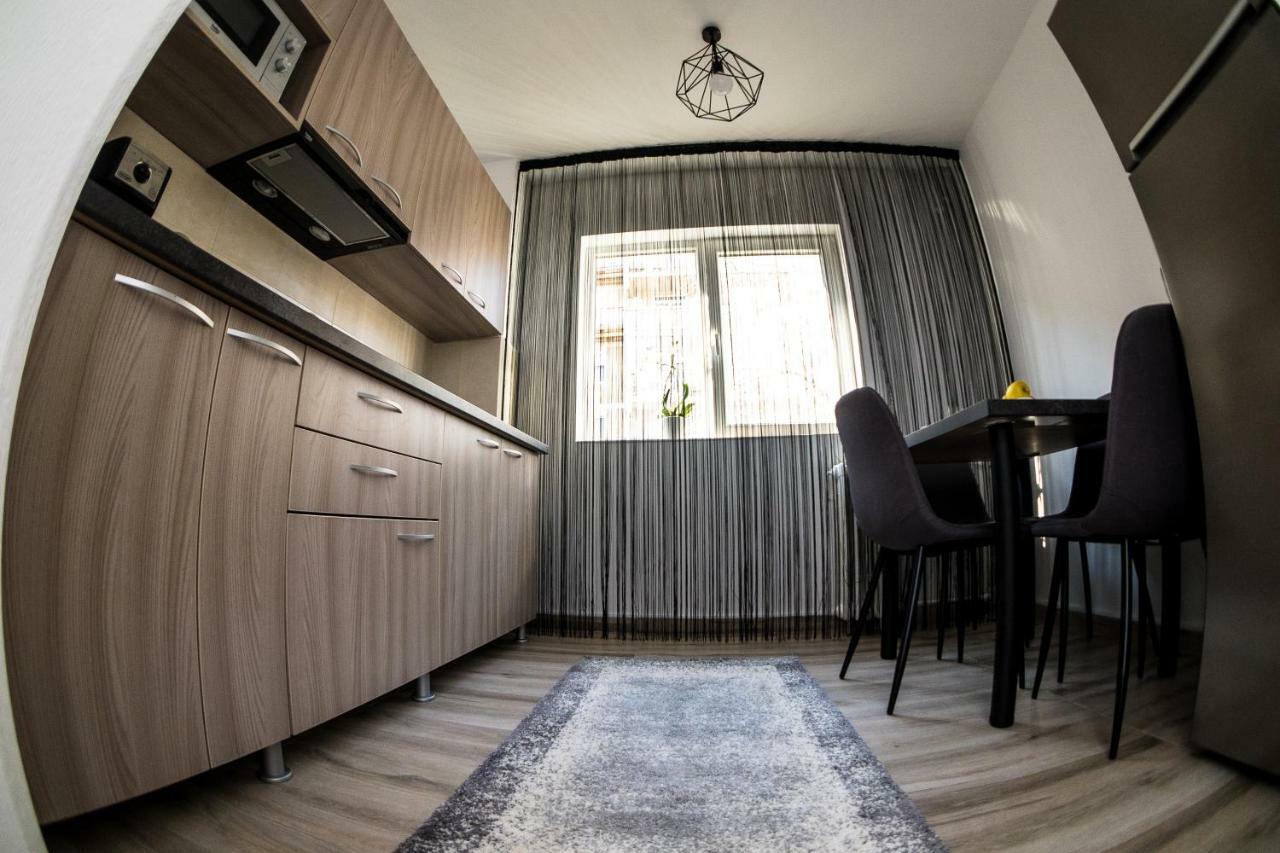 Tania Apartament Oradea Eksteriør bilde
